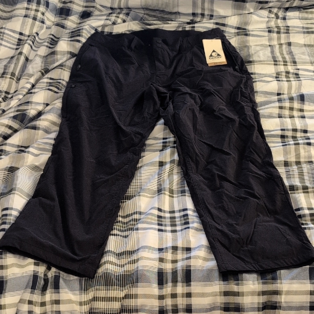 Gerry  Women's Black Stretch Lined Snow Pants